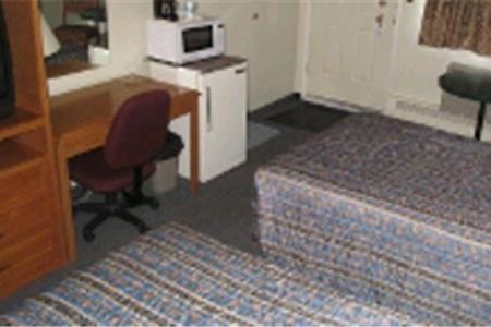 Hilltop Motor Inn Elk Point Экстерьер фото